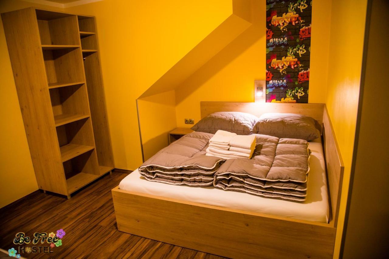 Double Room with Extra Bed and Shared Bathroom