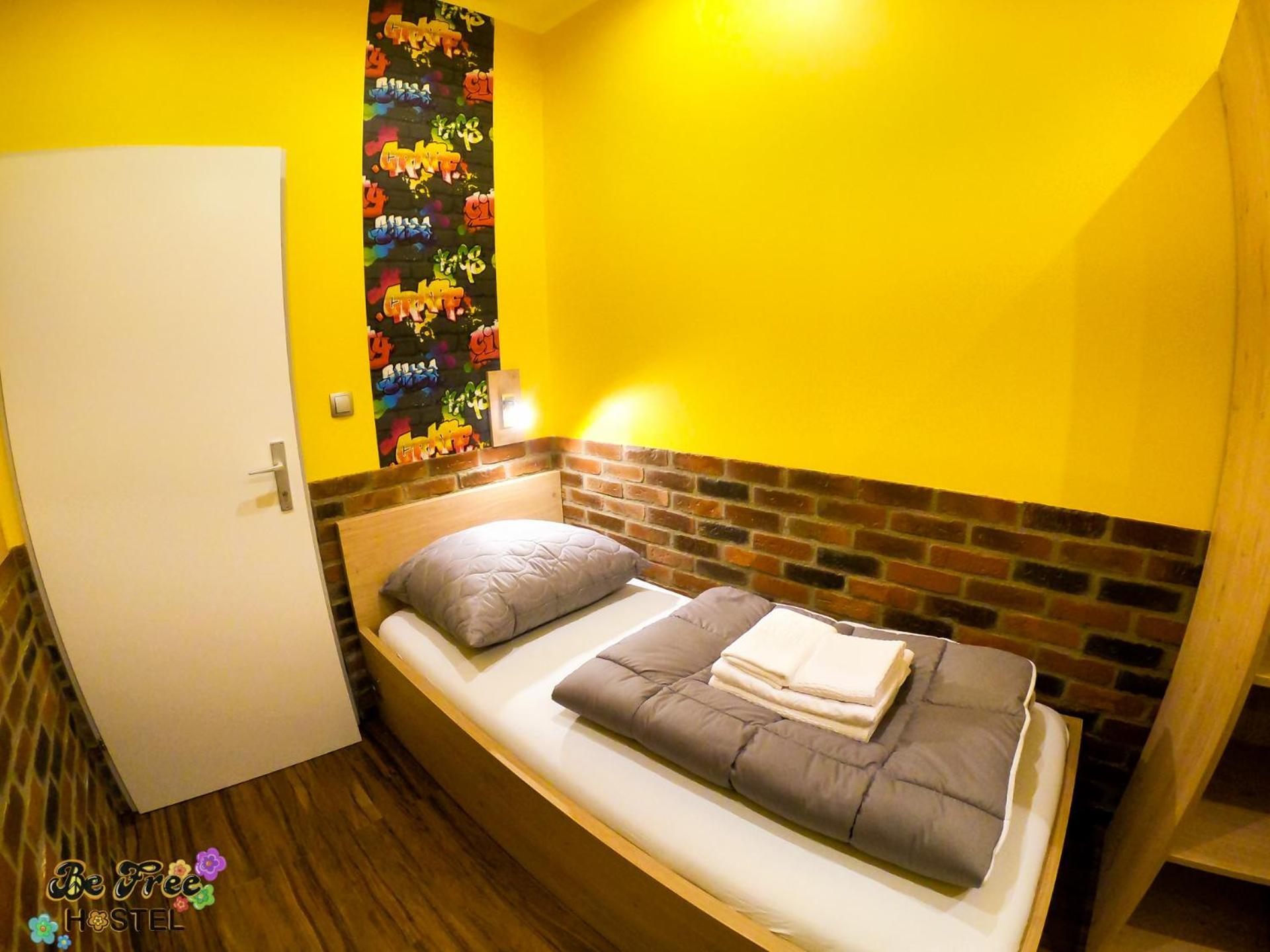 Twin Room "Hostel"